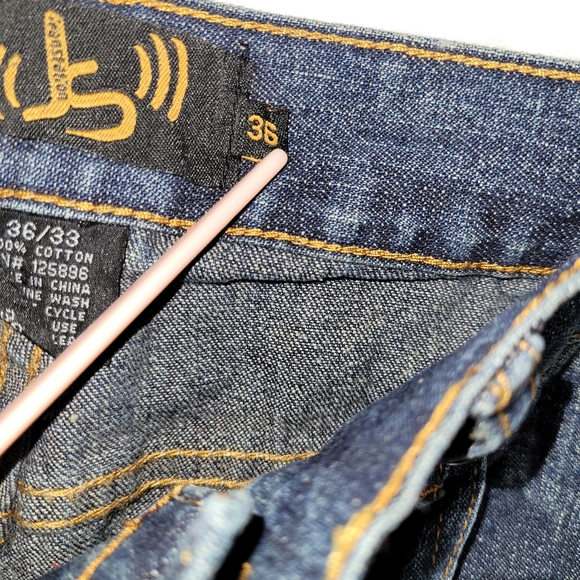 Jean Station Men's Size 36/38 Straight Leg Print/Stud Pockets Blue Detail Jeans - Picture 4 of 13